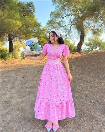 PEMBE ÇİÇEKLİ MERY VİSKON ELBİSE