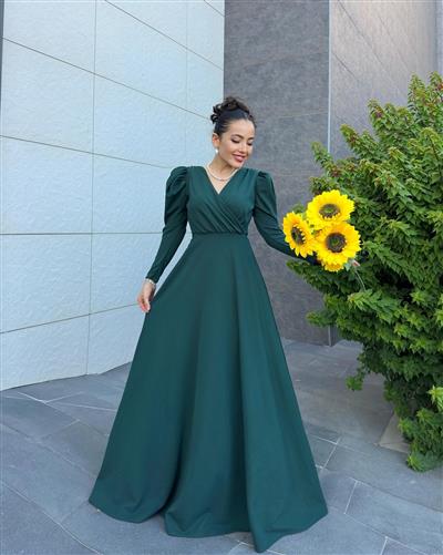 ZÜMRÜT YEŞİLİ KREP UZUN ABİYE ELBİSE