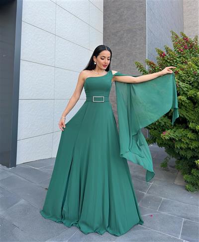 ZÜMRÜT YEŞİLİ PELERİN DETAYLI ABİYE