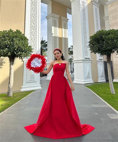 KIRMIZI MARİANA TASARIM ABİYE