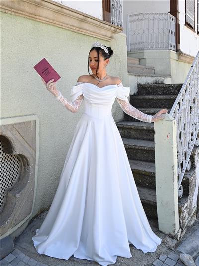 İPEK SATEN DANTEL YIRTMAÇLI DRESS